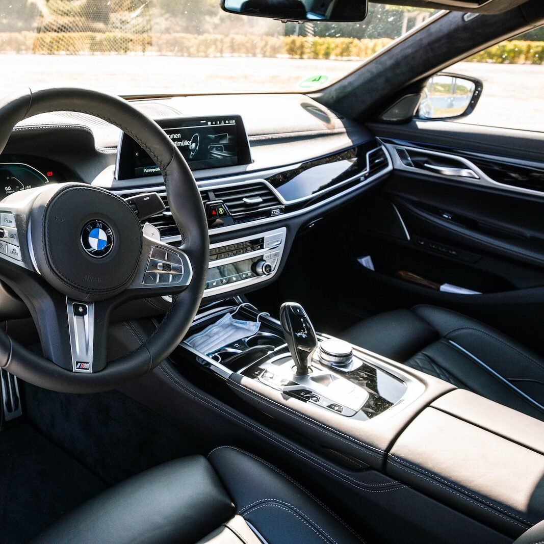 black bmw car steering wheel